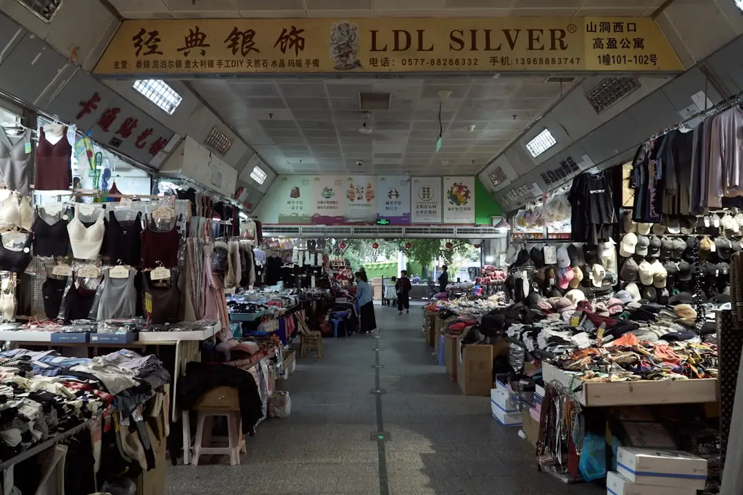 五金工具行业标准更新对劳保用品质量管控的影响分析